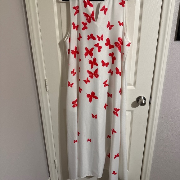 Long dress - Picture 1 of 2